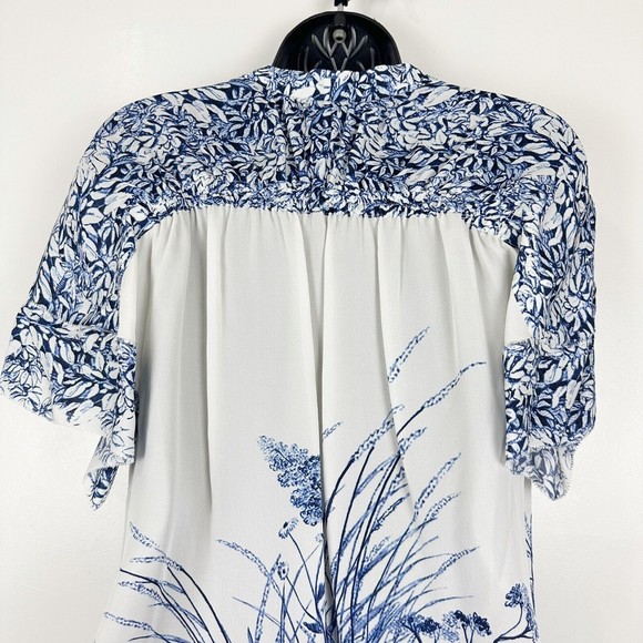 Elie Tahari Tiffany Silk Floral-Print Pearl Indigo V-Neck Short-Sleeve Blouse - Picture 11 of 15